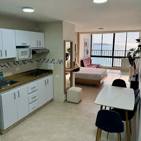 Leslies Apartment